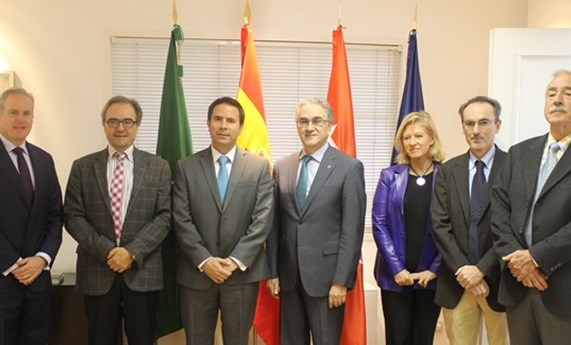 Gisbert y Maté coordinadores de la Cátedra de Docencia e Investigación en Enfermedad Inflamatoria Intestinal de la UAM Gisbert y Maté coordinadores de la Cátedra de Docencia e Investigación en Enfermedad Inflamatoria Intestinal de la UAM