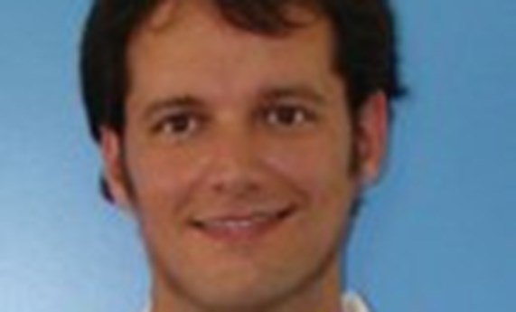 Adrian Gerald McNicholl, galardonado por la United European Gastroenterology y por el European Helicobacter Study Group Adrian Gerald McNicholl, galardonado por la United European Gastroenterology y por el European Helicobacter Study Group