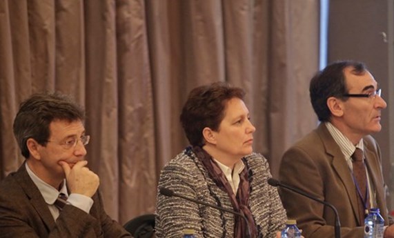 Presentan un proyecto para identificar mecanismos comunes de las enfermedades neurodegenerativas y la diabetes en las jornadas del CIBER-BBN Presentan un proyecto para identificar mecanismos comunes de las enfermedades neurodegenerativas y la diabetes en las jornadas del CIBER-BBN