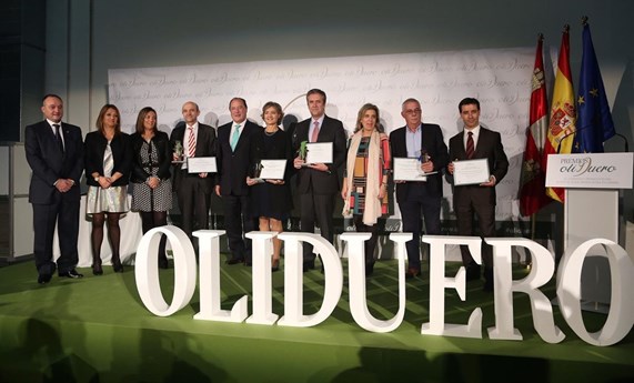 Miguel Ángel Martínez-González, catedrático de Medicina Preventiva y Salud Pública, primer premio Oliduero a la I+D+i Miguel Ángel Martínez-González, catedrático de Medicina Preventiva y Salud Pública, primer premio Oliduero a la I+D+i