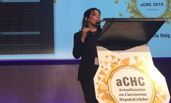 La cirrosis por ingesta de alcohol es el factor de riesgo más importante para el desarrollo de Carcinoma Hepatocelular La cirrosis por ingesta de alcohol es el factor de riesgo más importante para el desarrollo de Carcinoma Hepatocelular