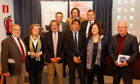 "La investigación en salud mental solo es posible con la colaboración de los pacientes" "La investigación en salud mental solo es posible con la colaboración de los pacientes"