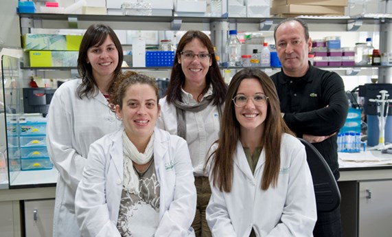 Una combinación nutricional de ácidos grasos saturados puede inducir esteatohepatitis Una combinación nutricional de ácidos grasos saturados puede inducir esteatohepatitis