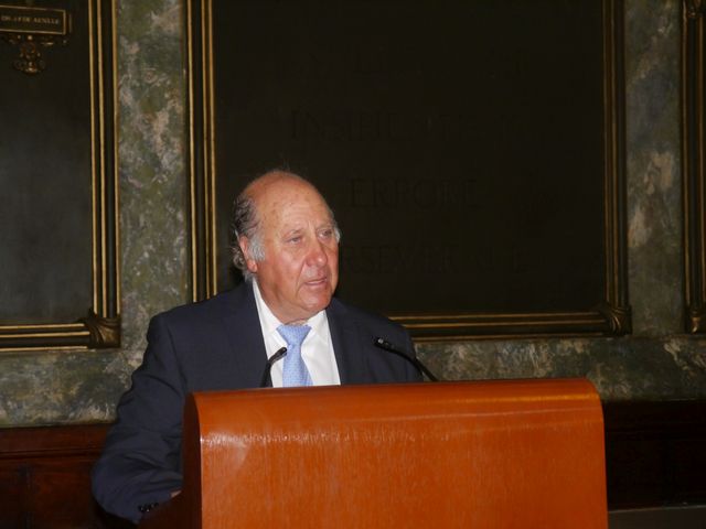 Julio San Román, investido Doctor Honoris Causa por la Universidad de La Habana